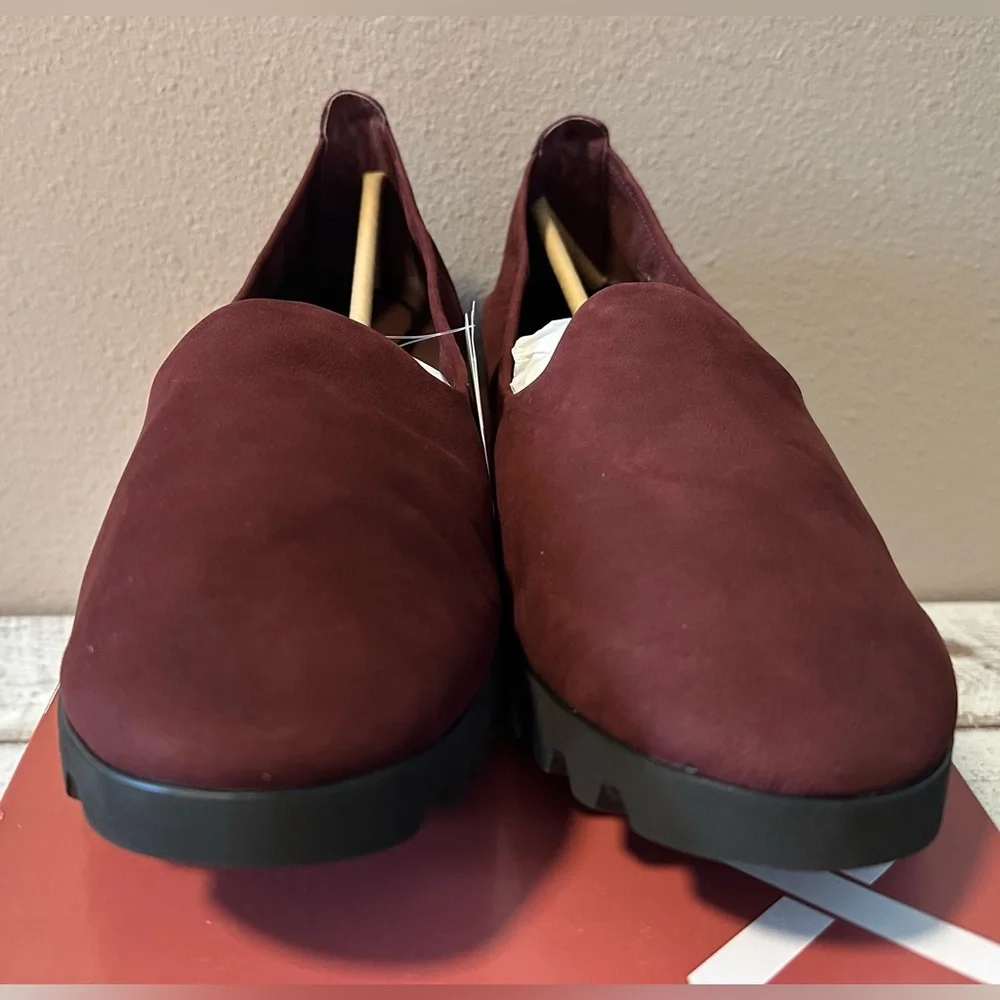 Aetrex Liz Slip-On Arch Support Shoe - NIB